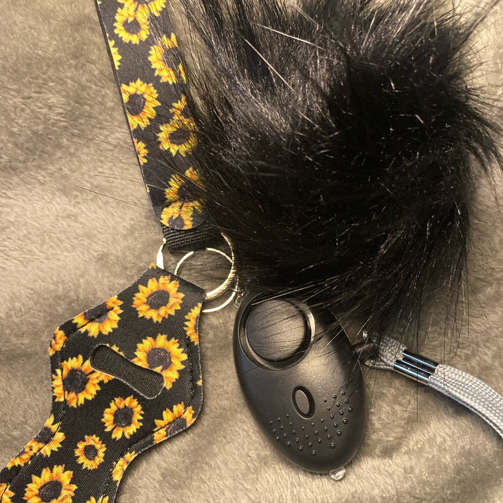 Safety keychains - Picture 3 of 4